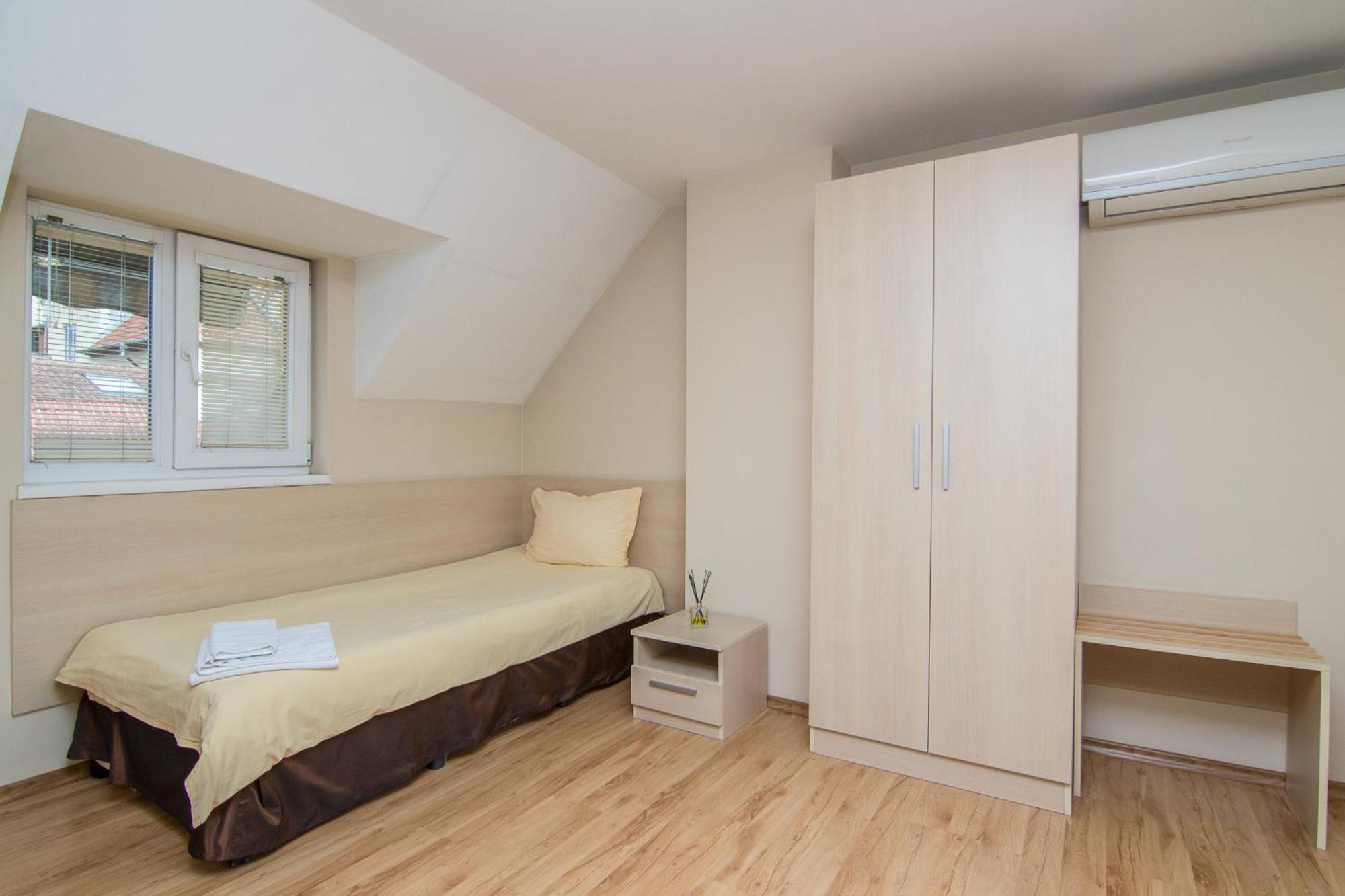 Family Hotel Madrid Szófia Kültér fotó