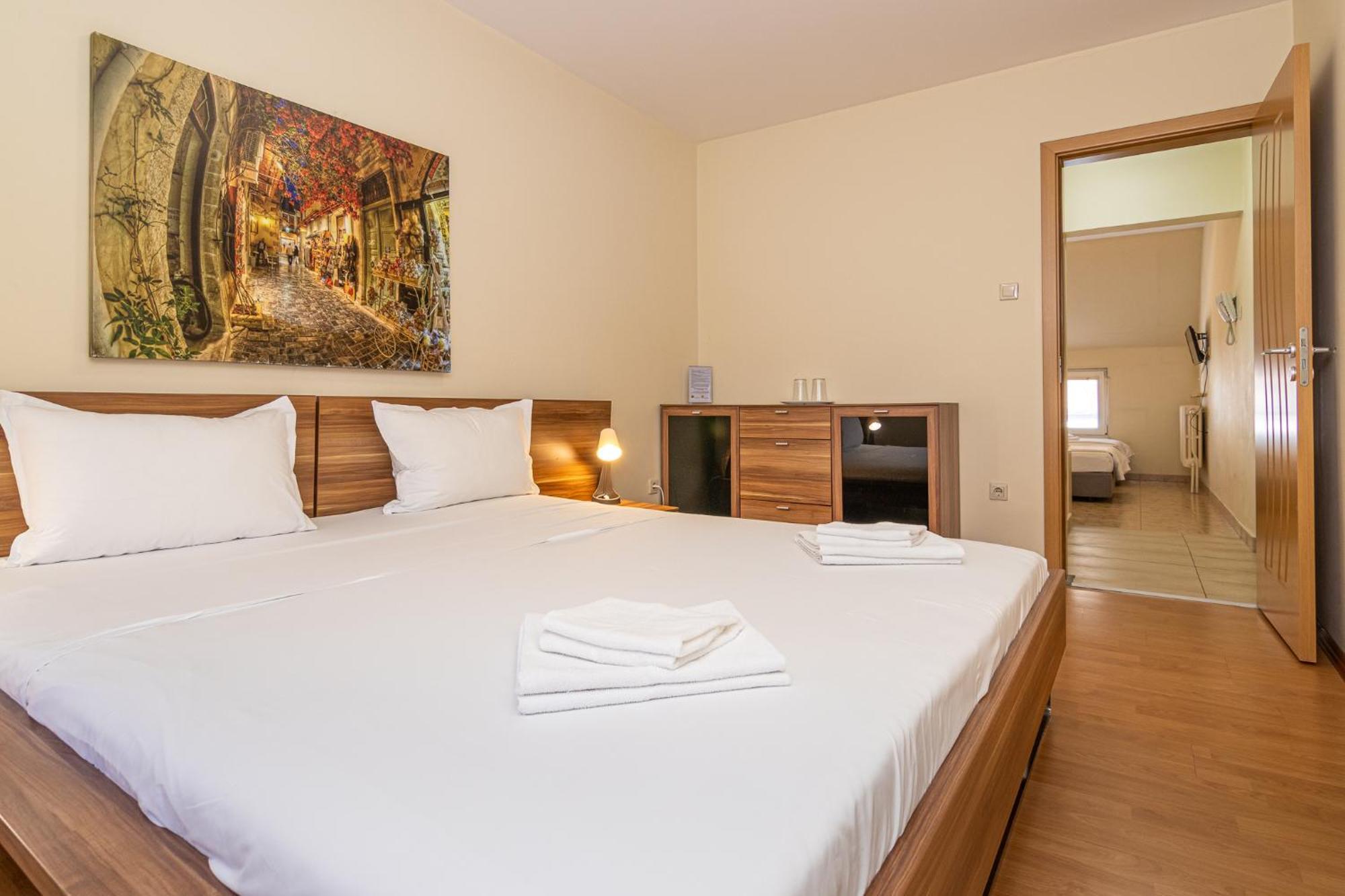 Family Hotel Madrid Szófia Kültér fotó