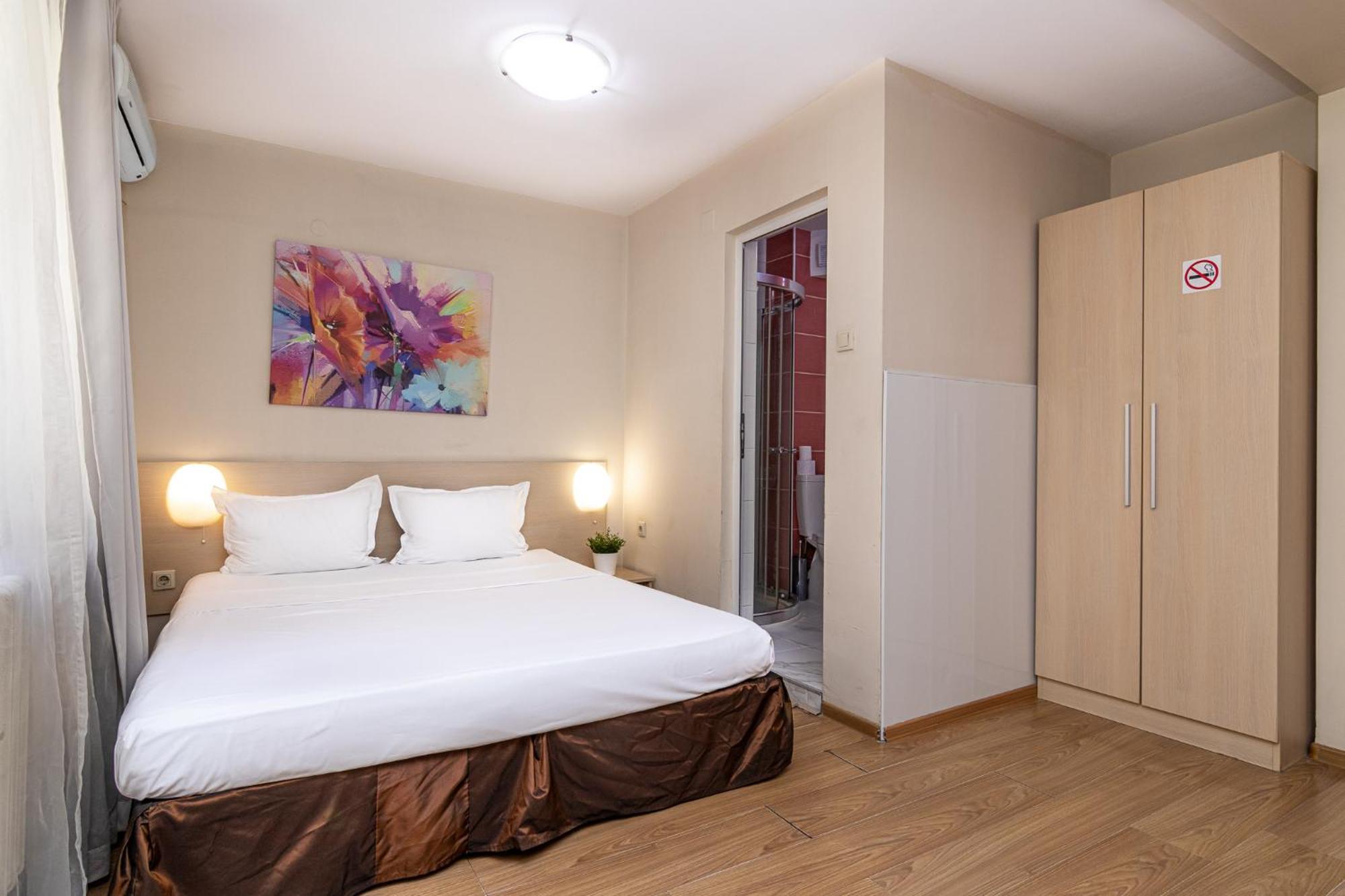 Family Hotel Madrid Szófia Kültér fotó