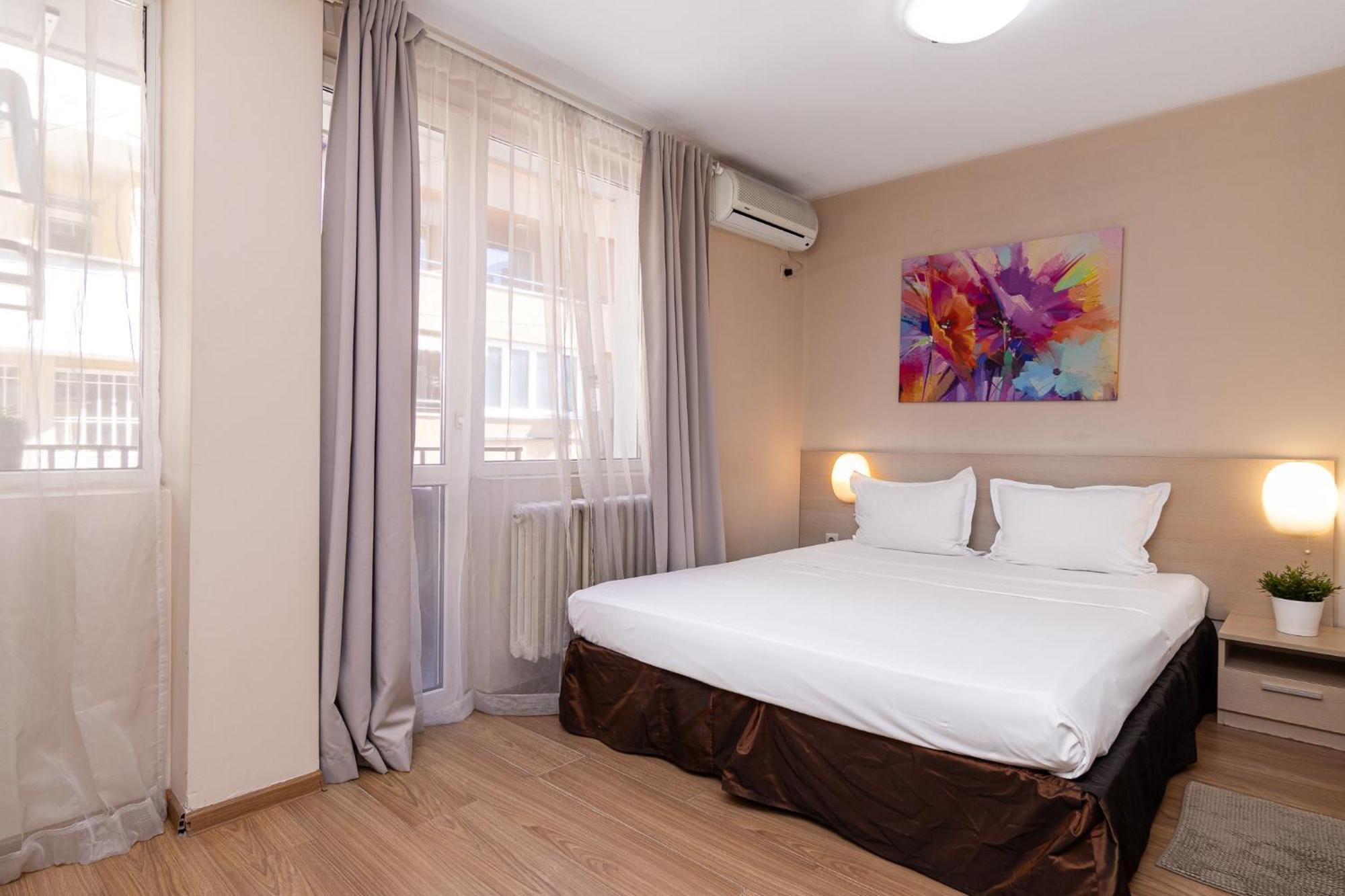 Family Hotel Madrid Szófia Kültér fotó