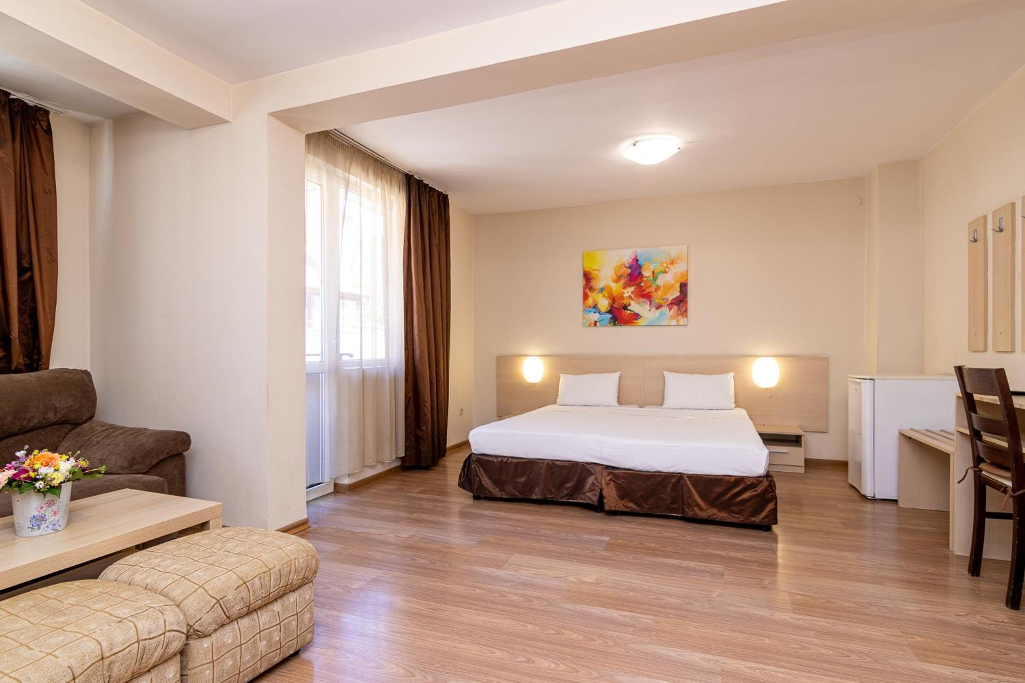 Family Hotel Madrid Szófia Kültér fotó