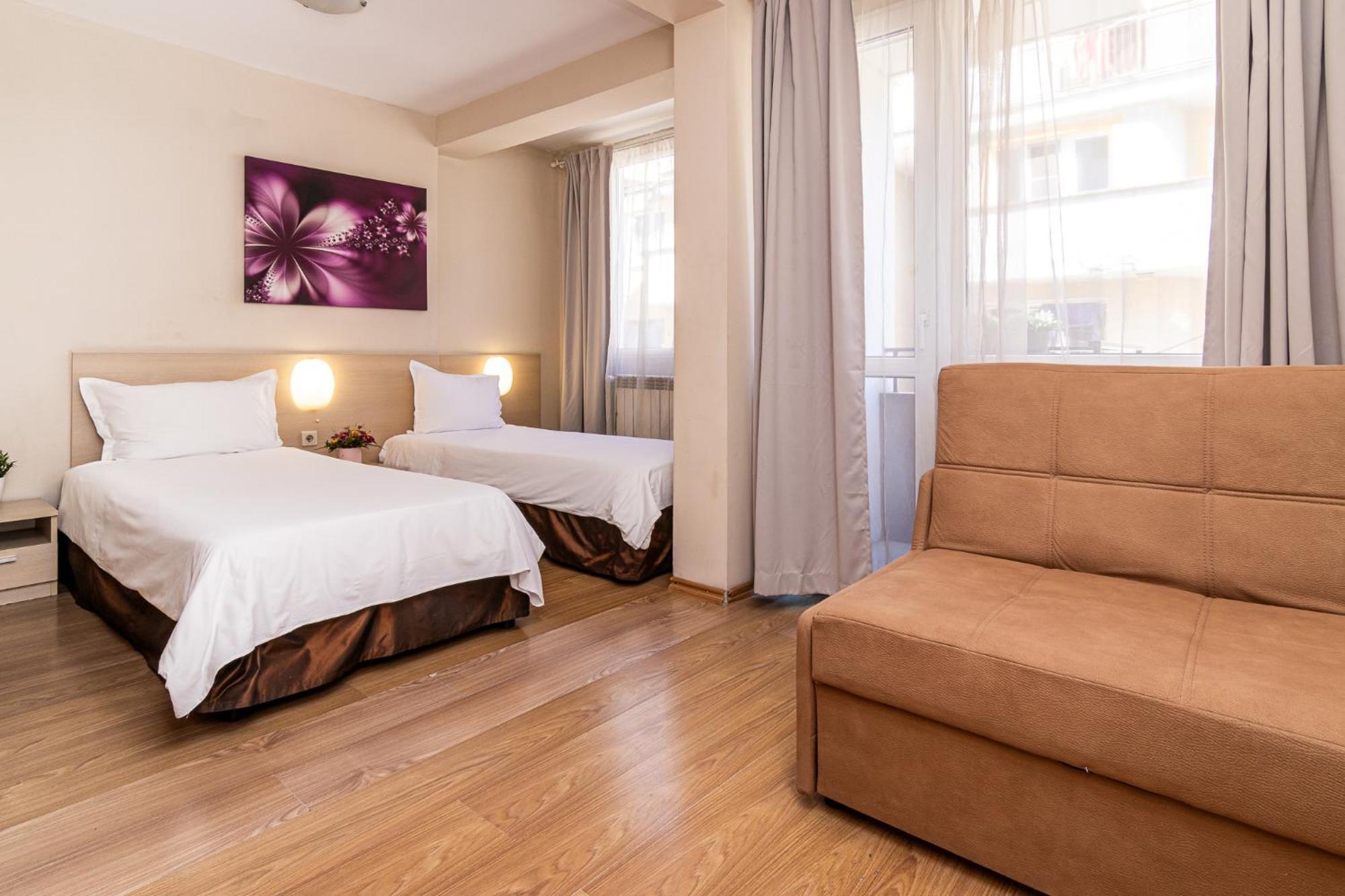 Family Hotel Madrid Szófia Kültér fotó
